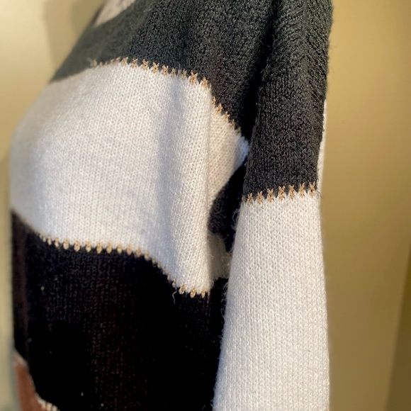 Cleo sweater for fall - Picture 7 of 11